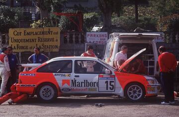 1988. Carlos Sainz corre el mundial de Rallys con el Ford Sierra RS Cosworth.