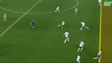 Imagen en la que se muestra el fuera de juego que precedió al 0-1.