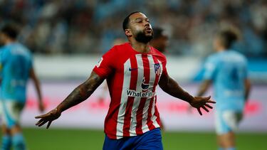 Seoul (Korea, Republic Of), 30/07/2023.- Astletico Madrid's Memphis Depay celebrates after scoring during a soccer pre season friendly match between Manchester City vs Atletico Madrid at Sangam World Cup Stadium in Seoul, South Korea, 30 July 2023. (Futbol, Amistoso, Mundial de Fútbol, Corea del Sur, Seúl) EFE/EPA/JEON HEON-KYUN