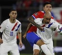 Paraguay nomina a dos jugadores sin club para enfrentar a Chile