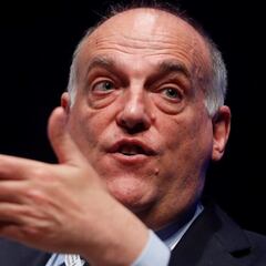 "Vacunar a futbolistas saltándote el orden de edad genera una carga política importante"