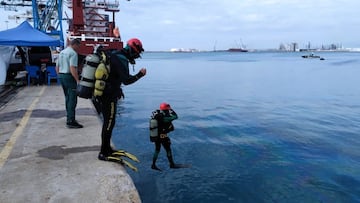 Tom¨¢s Gimeno podr¨ªa haberse lastrado al fondo del mar con 8 kg de plomo