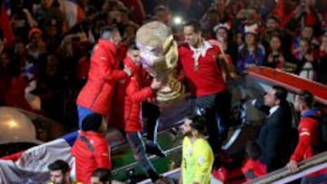 La celebración de Chile en camino a La Moneda.