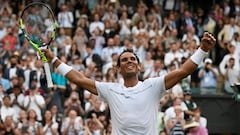 Rafa Nadal festeja la victoria ante Donald Young en segunda ronda de Wimbledon 2017.