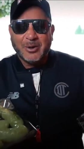 “Humillan” al ‘Turco’ Mohamed en pleno festejo de cumpleaños