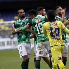 Pineda es figura y lidera agónica remontada de Wanderers