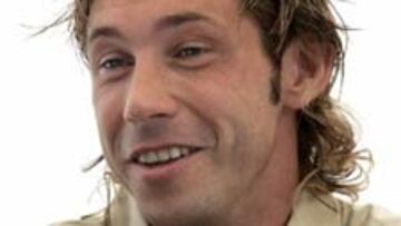 <b>RIVAL</B>. Mostovoi ha jugado en el Celta desde 1996 y se enfrentará mañana a España.