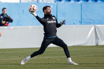 Juan Soriano, durante un entrenamiento con el Legans. 