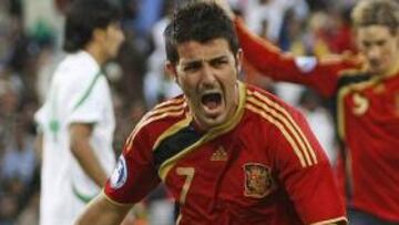 <b>OTRO MÁS.</b> David Villa volvió a marcar y ya es el segundo máximo goleador en la historia de la Selección.