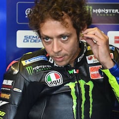 Rossi seguirá en MotoGP un año más con la Yamaha de Petronas