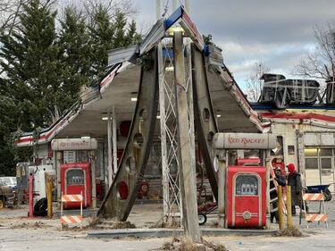 Nuevas imágenes de la serie de Fallout: así luce la icónica gasolinera Red Rocket en acción real