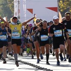 Selfies y fotografías se tomaron el Maratón de Santiago 2019