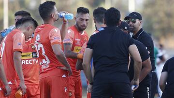 "Es extraño y poco ético": los jugadores arremeten en Cobreloa