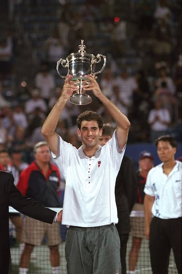 Con la consecución del Abierto de Australia en 1994, Sampras, el cuarto tenista con más Grand Slams de la historia (14), levantó su cuarto grande. En ese mismo año, también levantó el US Open, pero siendo más mayor que Carlos.
