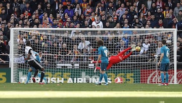 Keylor defiende su plaza