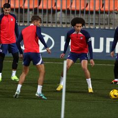 Simeone revoluciona el once