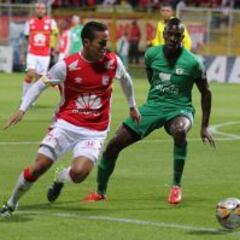 Santa Fe ratifica su favoritismo: gana y clasifica a cuartos