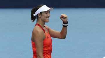 Garbiñe Muguruza ya está en tercera ronda. La española pasa de ronda tras superar a la china Qiang Wang por 6-3 y 6-0 tras una hora de partido.