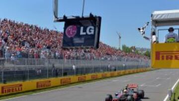 SU &Uacute;LTIMA VICTORIA. Lewis Hamilton cruza la meta al proclamarse vencedor del GP de Canad&aacute; 2012, en el que se impuso a Sebastien Grosjean y Sergio P&eacute;rez.
 