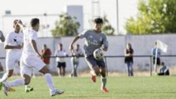 Lin Liangming, en su debut con la camiseta del Real Madrid ante los juveniles del Badajoz.