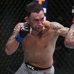 Edgar pone el contador en verde con un gran triunfo ante Munhoz