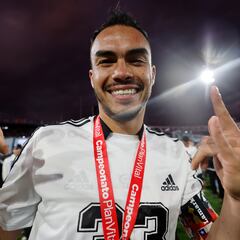 Suazo elige a su reemplazante