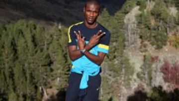 Abidal:"Nunca he pensado en dejar de jugar, el fútbol es mi vida"