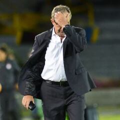 Pelusso: Metí a Omar Pérez para sostener el resultado