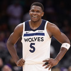 Who is Shannon, Anthony Edwards’ girlfriend?