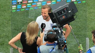 Kane, hablando en televisi&oacute;n. 