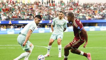 Jun 26, 2024; Inglewood, CA, USA; Venezuela forward José Salomón Rondón (23) controls the ball against Mexico during the first half of a match at SoFi Stadium. Mandatory Credit: Jessica Alcheh-USA TODAY Sports