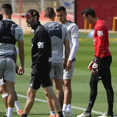 El Mallorca recupera a Raíllo y Dani Rodríguez ante el Almería