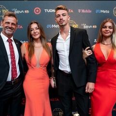 La emotiva felicitación a Diego Cocca por parte de su familia