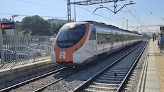 Spain in shock: At least one dead and approximately 20 injured as train hits wall in Barcelona