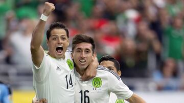 Chicharito y H&eacute;ctor Herrera con Selecci&oacute;n Mexicana