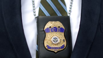 Niños detenidos en Dilley describen enfermedad constante, comida en mal estado y falta de cuidado médico en un centro familiar del ICE que clama por dignidad humana. REUTERS/Lucy Nicholson/File Photo