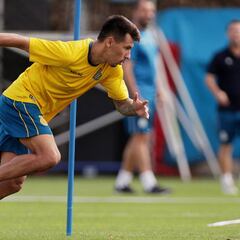 Hernán opta por seguir para convencer a Rubi