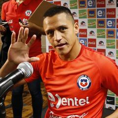 Sánchez: "Con Pizzi no ha cambiado nada en la Selección"