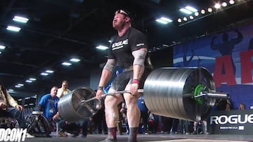 Una bestialidad: levanta 426 kg y le cuesta sudor... ¡y hasta sangre!