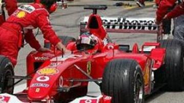 <b>FIEL ESCUDERO.</B> El brasileño es un efectivo importante para Ferrari, ya que hasta ahora, desde su llegada en el año 2000, ha sabido cumplir de manera fiel a su papel de escudero de 'Schumy' y en ocasiones ha tenido que tragarse su orgullo para permitirle el adelantamiento.