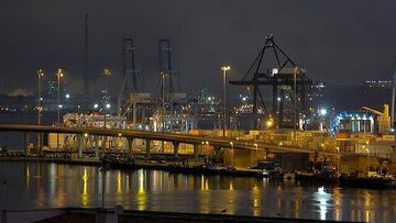 Camioneros marroquíes denuncian que la nueva medida favorece a las gasolineras españolas: “Contrabando de carburante”