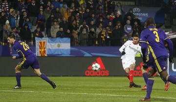 1-1. Ganso marc¨® el gol del empate.