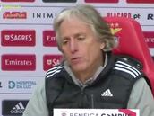 El duro palo del DT del Benfica a Messi para alabar a Maradona