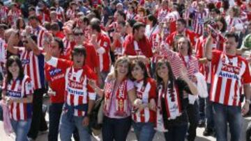 NO CAMINARÁ SÓLO. Los aficionados del Sporting arroparán a los de Abelardo el domingo en el Bernabéu.