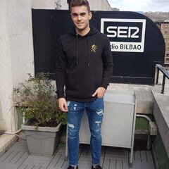 Soberón, goleador del Eldense: “Del Athletic quitaría a Nico Williams”