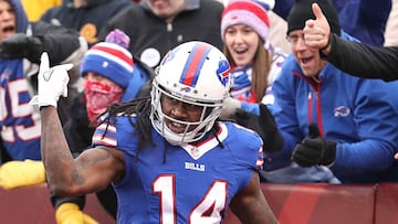 Sammy Watkins piensa que ya es hora de que en la NFL se pague igual de bien que en la NBA.