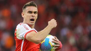 Inter de Porto Alegre sigue sin convencer a su hinchada y Borré es autocrítico.