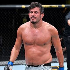 Controvertida derrota de Juan Espino ante Alexander Romanov