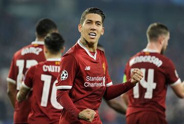 0-3. Roberto Firmino celebró el tercer gol.