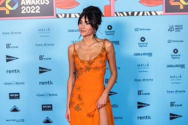 Aitana asiste a la alfombra roja de los Premios de la Música LOS40 2022 el 4 de noviembre de 2022 en Madrid, España.